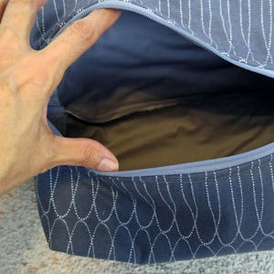 Gray Cotton Shoulder Handbag: Large Zipper Travel Bag image 3