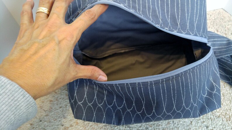 Gray Cotton Shoulder Handbag: Large Zipper Travel Bag image 3