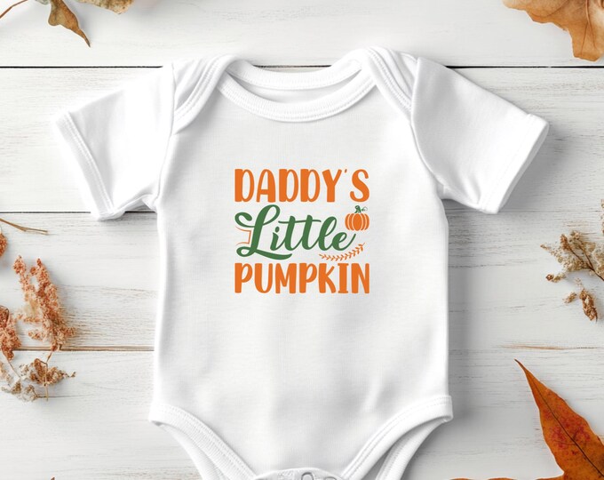 Fall-Themed Baby Onesie: Daddy's Little Pumpkin | Cute Newborn Outfit for Halloween & Thanksgiving