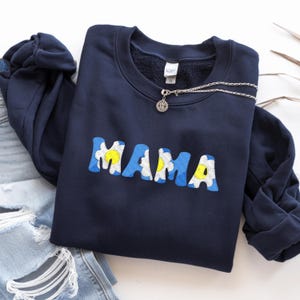 Floral Mama Embroidered Sweatshirt, Mama Crewneck, Mom gift, Embroidered Sweatshirt, Custom Sweatshirt, Personalized Sweatshirt