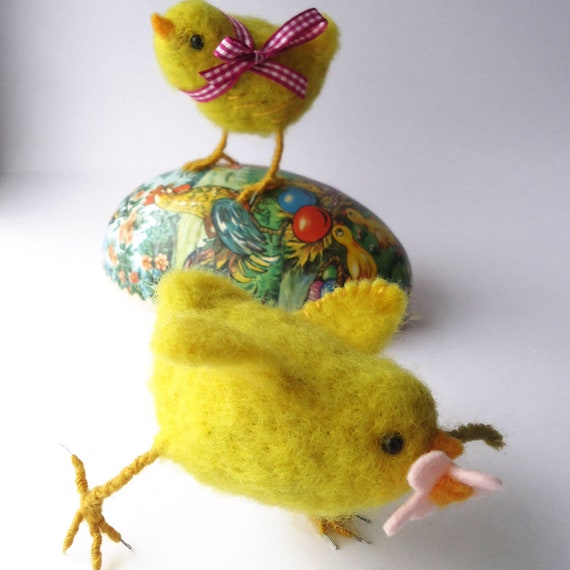 A Download PDF instructions  to make your very own Easter Chick Designed By Miss Bumbles