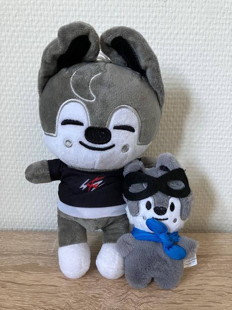 SKZOO ウルフチャン ネックピロー pilot パイロット wolfchan