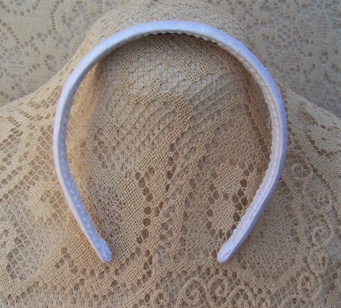 WHITE MIX BLACK SILK HAIRBAND 358256