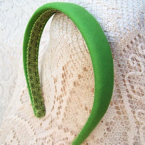 preppy green headband summer