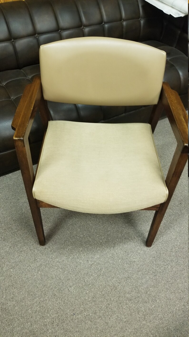 Mid-Century Modern Paoli Chair | Etsy