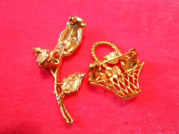 Gold basket of hearts pin with rhinestones and Go… - image 5