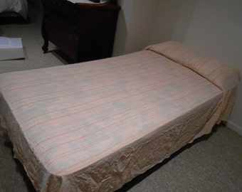 Beautiful vintage Peach stripe Bedcover Coverlet