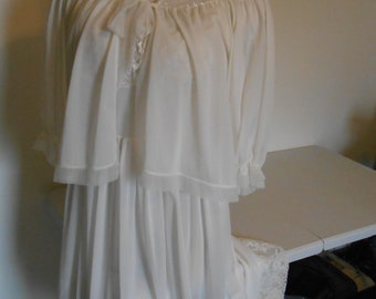 60s Peignoir Set, Van Raalte baby doll bed jacket, Seamprufe nightgown, Wedding night set, Size small/medium, Excellent condition, NOS