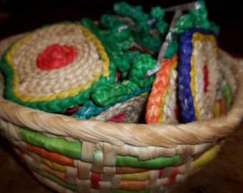 Vintage basket with wicker apple coasters, BOHO, Fun bohemian table