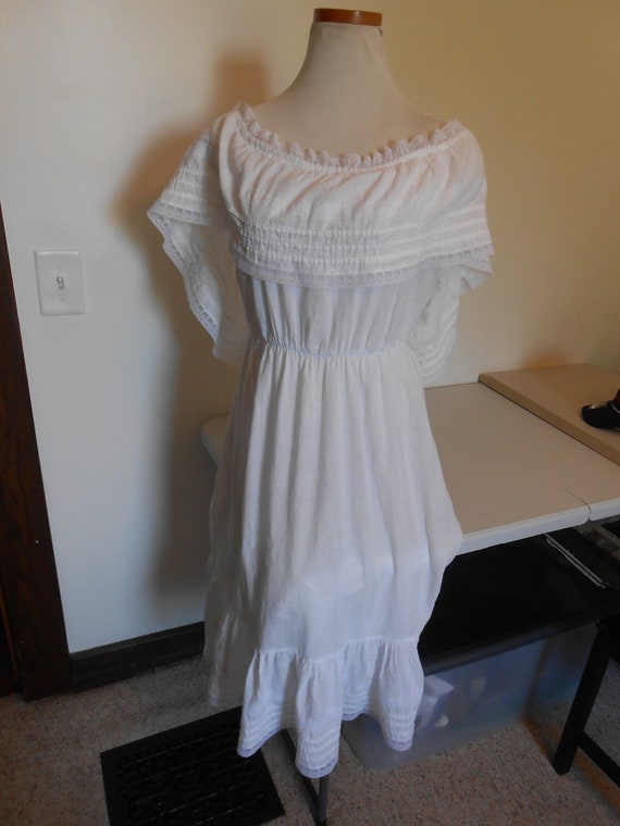 Vintage Vicky Vaughn junior white peasant dress /… - image 5