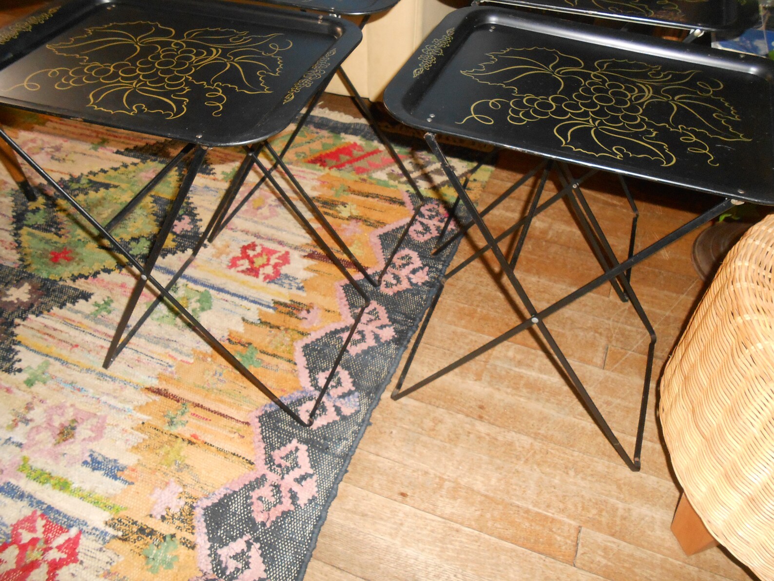 1950s Vintage TV Trays With Iron Legs and Gold Painted Grape Etsy