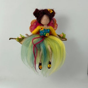 Needle felted fairy, Waldorf inspired, felted fairy, flower fairy, spring fairy, wool doll, gift, children room, art doll, doll miniature