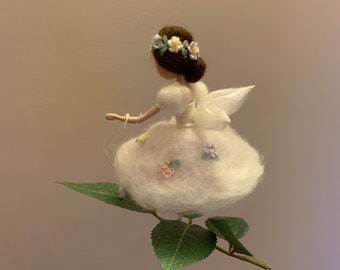 Needle felted fairy, Waldorf inspired, ballerina, White dress, flower fairy, wool doll, wool ballerina, Felted doll, art doll, felted fairy