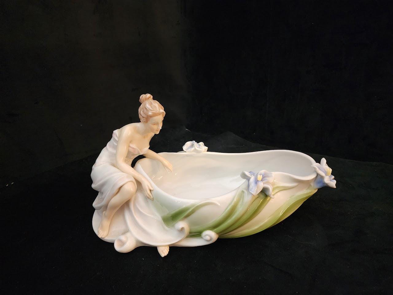 Veronese Woman Statues - Etsy