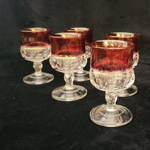 Vintage Kings Crown Cranberry Thumbprint Set of 5 Goblet/Wine Glass
