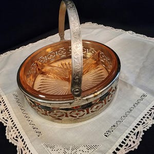 1930&#39;s Vintage Pink Depression Divided Glass Dish with Removable Silver Etched Carrying Tray