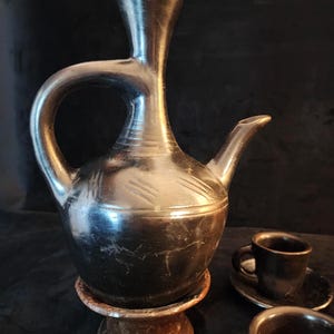 Vintage Authentic Traditional Ethiopian Jebena Clay Coffee Pot with set of Four Cups and Saucers