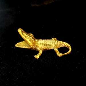 Vintage MCM Alligator/Crocodile desk top Figurine