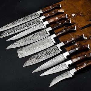 Conjunto de 9 facas de chef artesanais em aço Damasco | Cabo de madeira