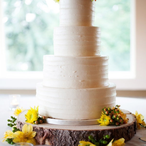 18" Rustic Wood Tree Slice Wedding Cake Base or Cupcake Stand for your Country Chic Event and Party