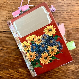 Diário de bolso feito à mão: itens vintage autênticos, girassóis florais