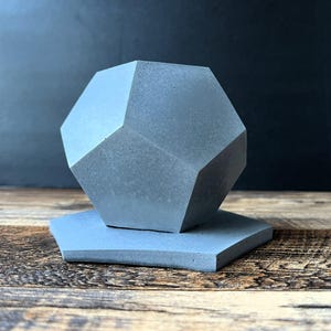 Concrete Pentagon Essential Oil Diffuser: Modern Stone Aromatherapy