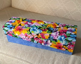 Fabric Covered Box Cartonnage For Wine, Knitting Needles, Magnetic Closure Christmas Gift Box