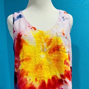 NWOT Old Navy Tie Dyed Tank L in blue, burgundy, yellow!