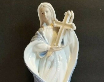 San Francisco Music Box Madonna Virgin Mary Holding Cross Statue Amazing Grace