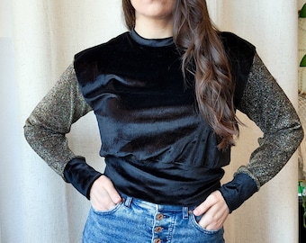 HANDGEMAAKTE zwart en glitter stretch fluwelen getailleerde blouse met lange mouwen | Slow Fashion