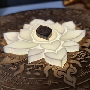 Mandala-Licht: Lasergravierte Lampe mit tibetischer 3D-Blume – stimmungsvolle LED-Beleuchtung über USB