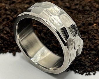 Hammered Titanium Wedding Band, Silver Engagement Ring, Wedding Rings, Statement Rings, Vintage & Antique Ring, Hypoallergenic Ring