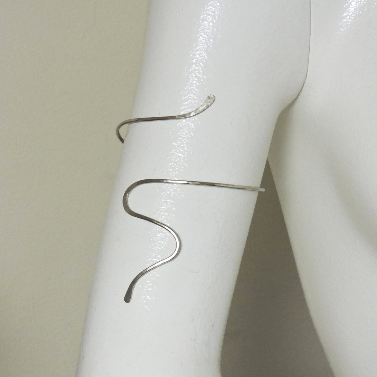 Armlet Armband Upper Arm Cuff Dramatic Curvy Hammered Arm Etsy