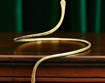 Hammered Wisp Armband - Upper Arm Cuff Bracelet - Gold Brass Bronze Copper Stainless Steel Armlet
