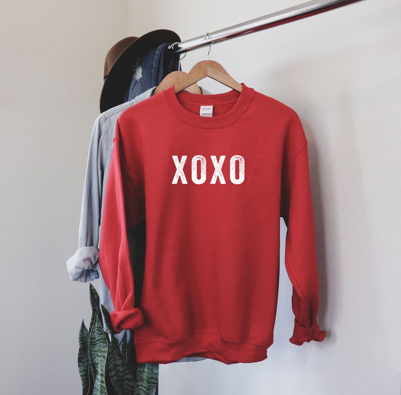 XOXO Valentine's Day Sweatshirt Love Shirt Women's Sweatshirt Fun Valentine Sweatshirt Men's Shirt Galentine's Day Red