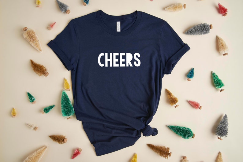 de t-shirt graphique Cheers T-shirt de Vacances Chemise du Nouvel An Chemise de Noël amusante Chemise de Vacances femme Chemise de Noël pour homme image 4