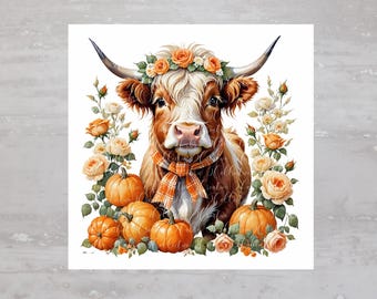 Pode incluir: Uma vaca marrom e branca com uma coroa de flores e um laço xadrez, cercada por abóboras laranja e rosas amarelas.
