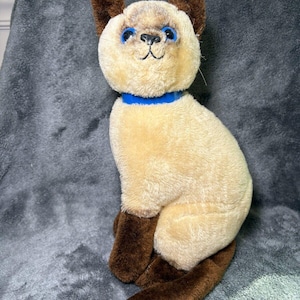 Vintage Fun Farm Siamese Cat Plush 12&quot; Blue Eyes Blue Collar 1980s Rare