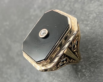 14k White and Yellow Gold Black Onyx Mourning Ring - Size 6 1/2 (A2119)