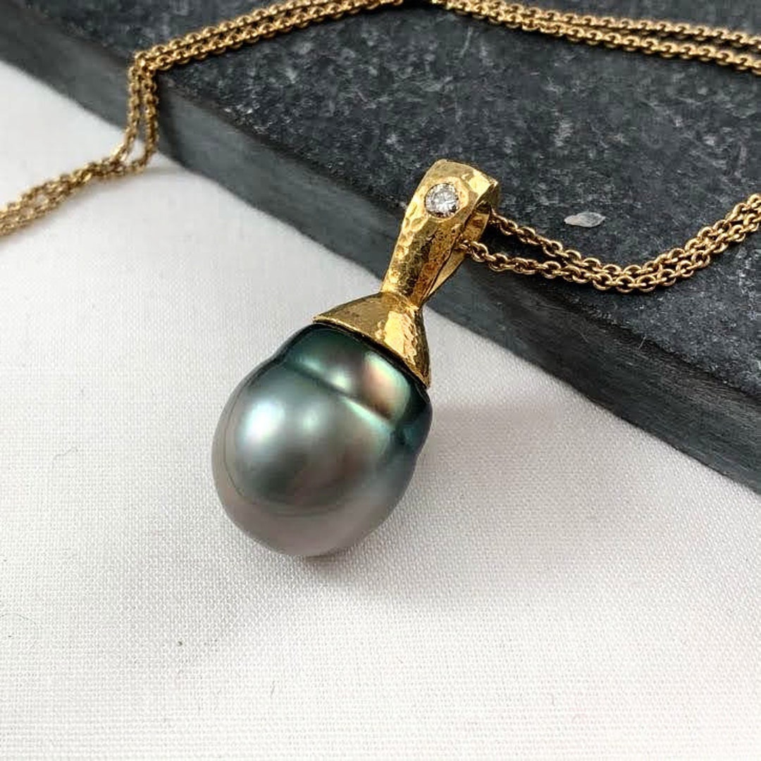 18k Yellow Gold Hammered Gold Pearl and Diamond Pendant L647 - Etsy