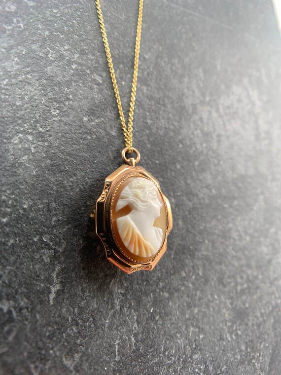 10k Yellow Gold Vintage Cameo Pin/Pendant with 14… - image 2
