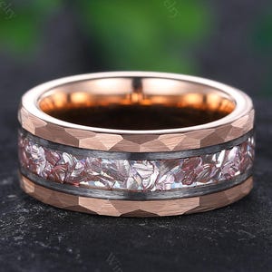 Unique Morganite Men&#39;s Wedding Band Morganite Crushed Men&#39;s Tungsten Engagement Ring Hammered 8mm Wedding Ring Promise Ring Gift For Husband