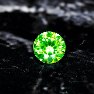 Demantoid Garnet, Ural 0.31 Ct Transparent+Natural Inclusions, Perfect Calibrated Round Cut 4.1 mm Diameter, Rare Ring Sized Gem, Video