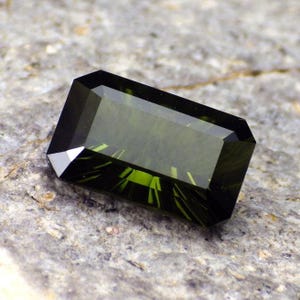 ★ベルデライトトルマリン 単結晶5.5gA(SA+) トルマリン ベルデライト、ナイジェリア産 3.16 カラット フローレス
