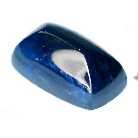 RARE !! SAPHIR BLEU D'AUSTRALIE : 6 mm x 4.5 mm