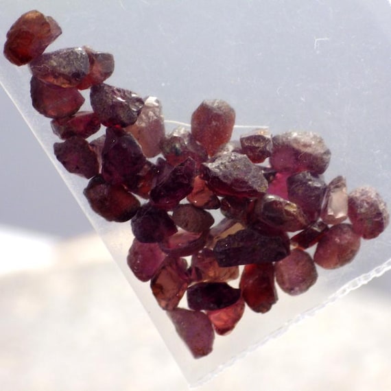 0.70 Cts naturel propre saphir de tanzanie pierre taillée poire