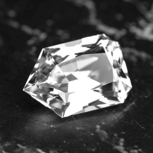 Danburite, Mexico 6.36 Ct Clarity VS2, Shield Cut, For Jewelry, Video