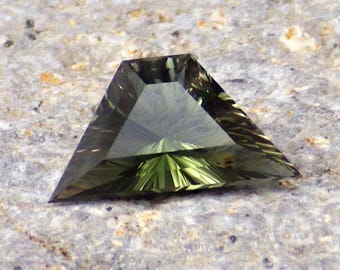 ★ベルデライトトルマリン 単結晶5.5gA(SA+) トルマリン ベルデライト、ナイジェリア産 3.16 カラット フローレス