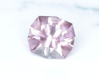 Dragon Garnet / Color Change Fluorescent Chromium-Vanadium Malaya 0.90 Ct Clarity SI1, Beautiful Rare Gem, See Video!