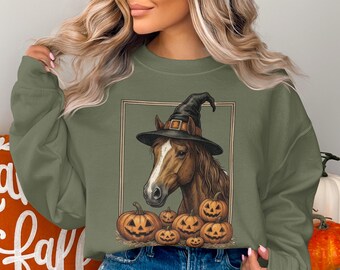 ハロウィンホーススウェットシャツ、魔女ホースシャツ、不気味な乗馬クルーネック、ヴィンテージ秋のパンプキンジャンパー、レトロカントリーハロウィンギフト